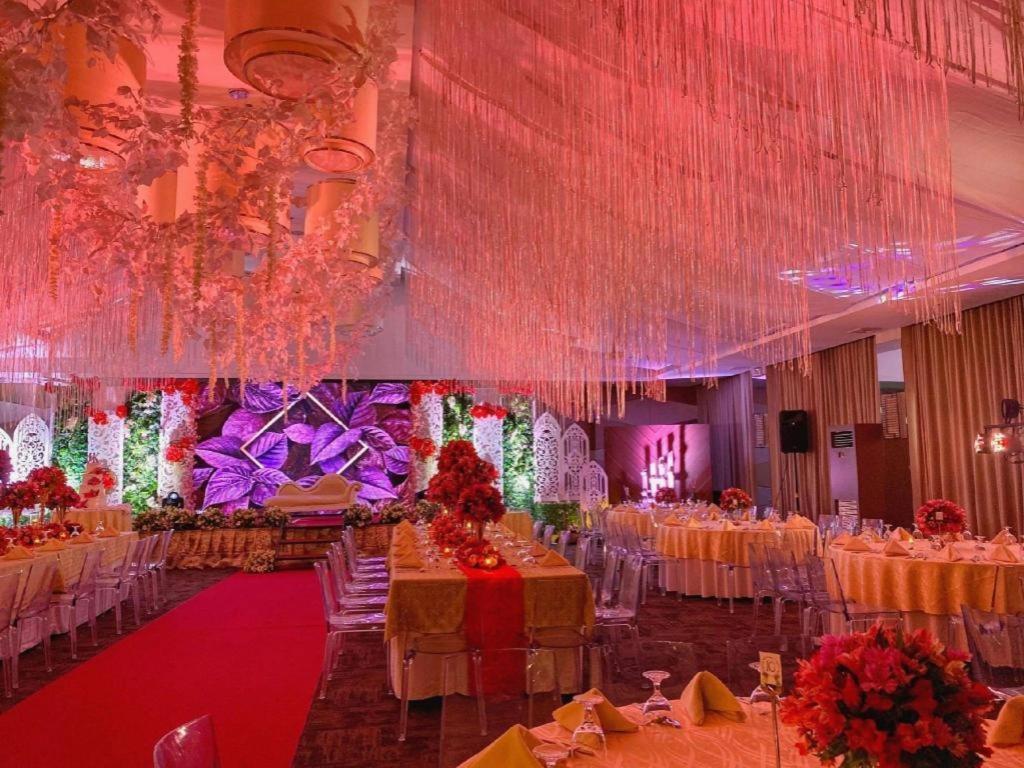 District 21 Hotel Iloilo City Buitenkant foto