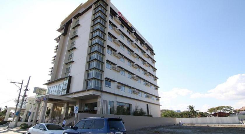 District 21 Hotel Iloilo City Buitenkant foto